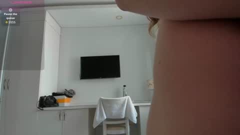 Yuki online show from June 24, 4:19 am