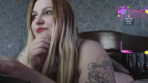 Annie online show from April 11, 11:47 am