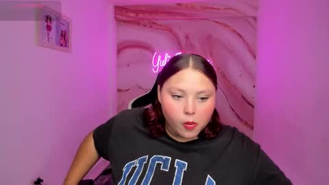 Yuliet online show from November 14, 9:05 pm