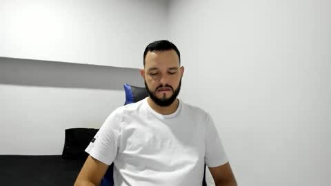 YULIAN online show from November 11, 10:01 pm