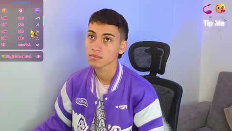 yulian_vasquez online show from October 2, 12:59 pm