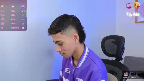 yulian_vasquez online show from September 27, 1:09 pm