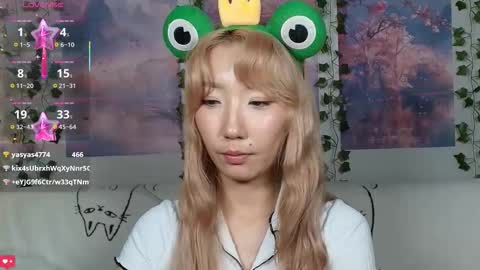 yume_ko online show from November 18, 8:45 pm