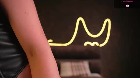 Ann online show from October 12, 5:00 am