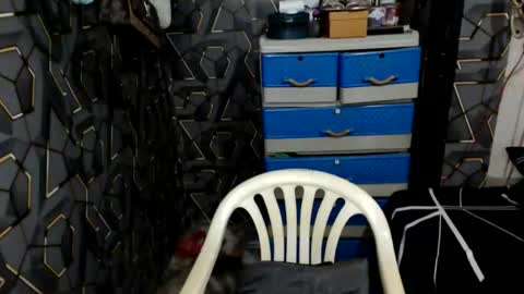 yumi online show from March 23, 11:21 pm