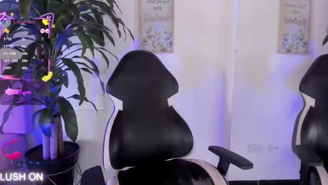 yumii_sweetgirl online show from September 19, 4:22 pm