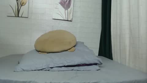 yummy chesca online show from January 13, 1:56 am