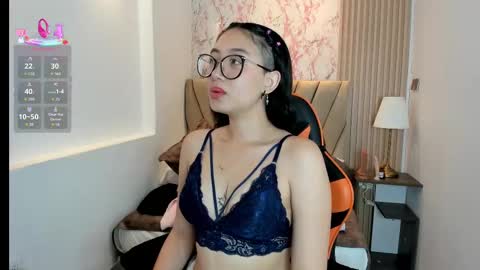 Yuna  online show from September 10, 11:55 am