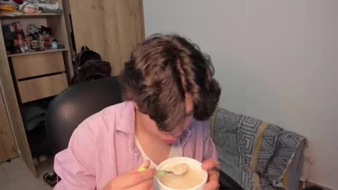 yurii_moody online show from November 27, 11:23 pm