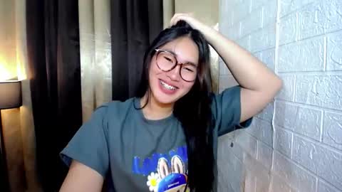 yuriyumixx_xoxo online show from October 14, 12:30 pm