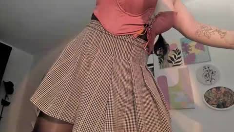 paola online show from October 3, 1:48 am