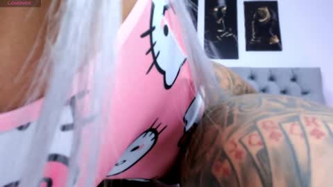 YviAnn online show from October 2, 8:29 pm