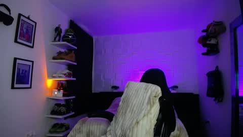 zac_muller1 online show from April 3, 3:46 am