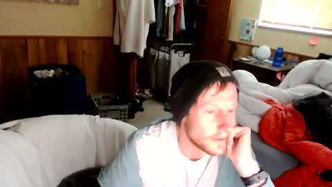zacatiz379 online show from May 18, 10:16 pm