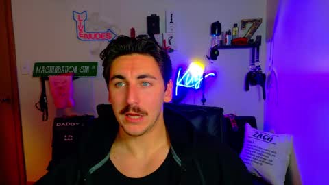 Zach Rhyder online show from November 10, 2:36 am