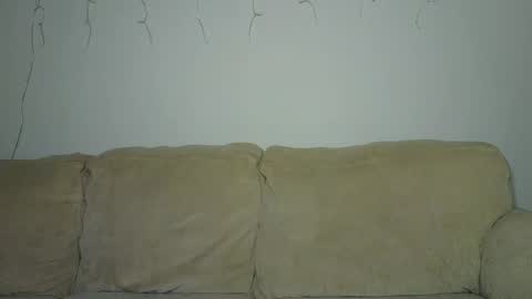 zachbrownn online show from November 3, 5:41 am