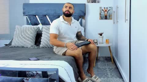 Richard online show from March 3, 1:07 pm