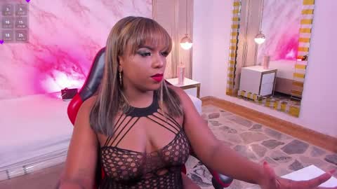 zafirolove_ online show from May 8, 4:07 am