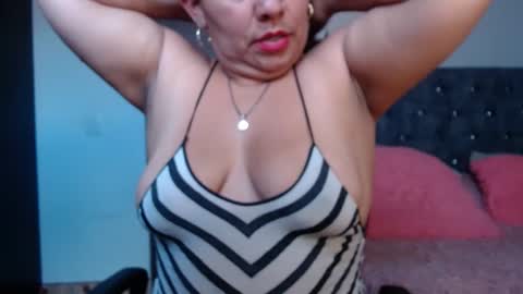 Zahi ... wants to play with everyone...yessss online show from October 2, 5:34 pm