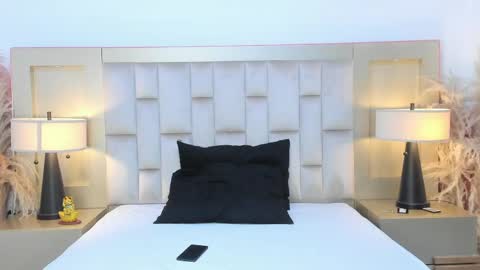 zahir_ashar online show from April 8, 12:24 am