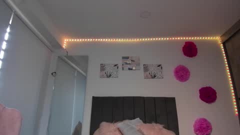 zahra_rose online show from February 18, 12:17 pm