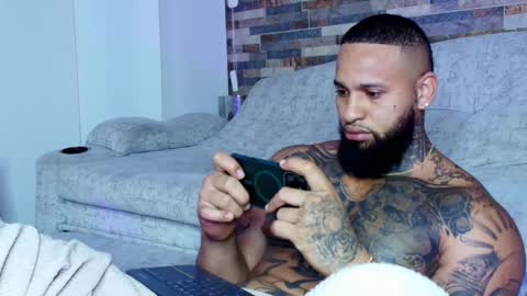 INSTAGRAM yormanfit7 online show from September 27, 11:19 am