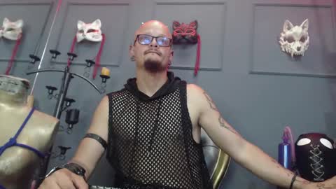 Dom Zain online show from May 31, 2:10 am