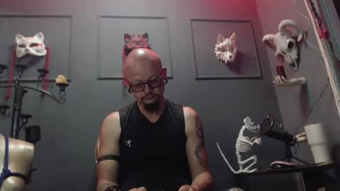 Dom Zain online show from May 21, 2:29 am