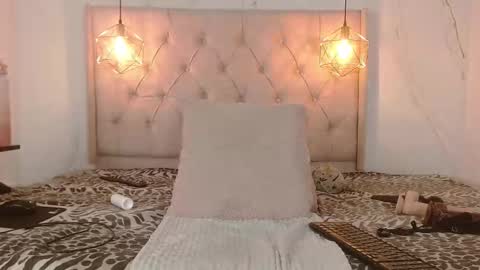 ZAMIRA online show from October 17, 3:16 pm