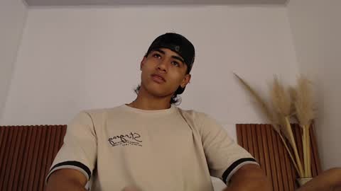 Zander online show from January 24, 3:55 pm