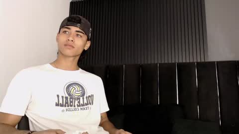 Zander online show from January 29, 2:21 pm