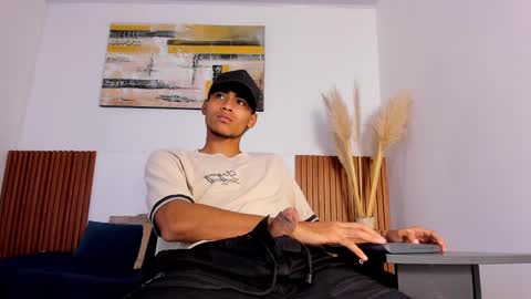 Zander online show from September 25, 1:51 pm