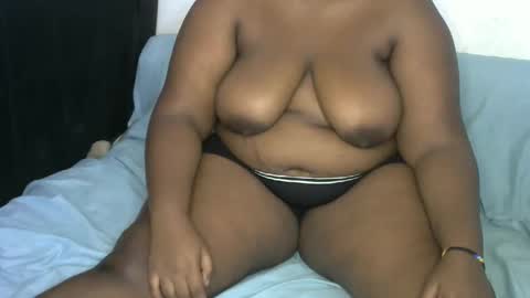 zandile22 online show from November 27, 8:44 am