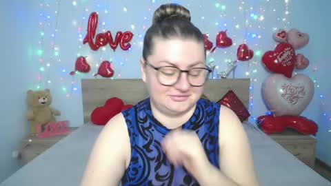 zannadreil online show from March 5, 7:17 pm