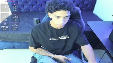 zanxley_ online show from January 29, 9:39 pm