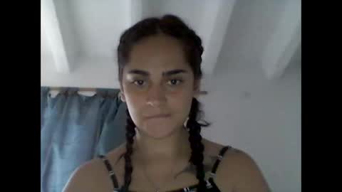 zaraa_lopez online show from November 18, 1:47 pm