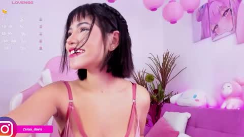 Zara online show from March 15, 11:08 pm