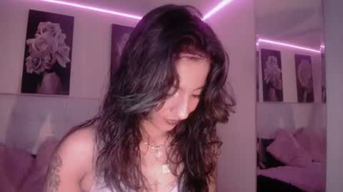 Zarah online show from June 9, 1:55 pm