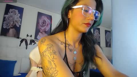 Zarah online show from March 29, 1:07 am