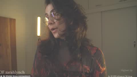 Miss Lynch   Next show  2911 online show from December 5, 11:13 pm