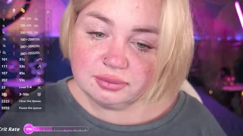 Lola online show from September 28, 7:12 pm