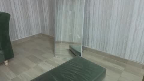 Isabella online show from February 13, 1:14 pm