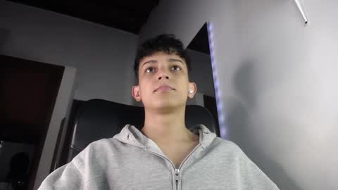 Zarek online show from October 9, 8:36 pm