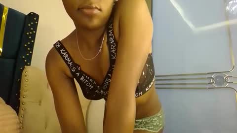 zariah online show from March 13, 7:17 pm