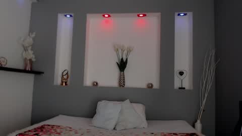 Karolyne online show from February 24, 8:25 pm