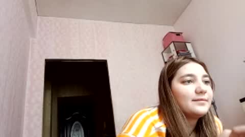 zeniabrossoit online show from March 15, 8:29 am