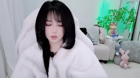 zhen online show from February 23, 5:04 pm