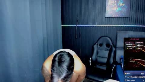 zhoestrong online show from October 28, 12:55 am