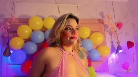 zihaadams_ online show from June 12, 4:00 am
