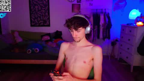 zipdown online show from April 9, 4:27 am